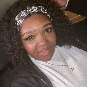 Meet your Posher, Kimberly